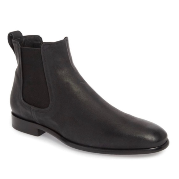 VINCE MEN'S CHELSEA PULL-ON
BLACK LEATHER BOOT SZ 8.5 - Picture 1 of 7